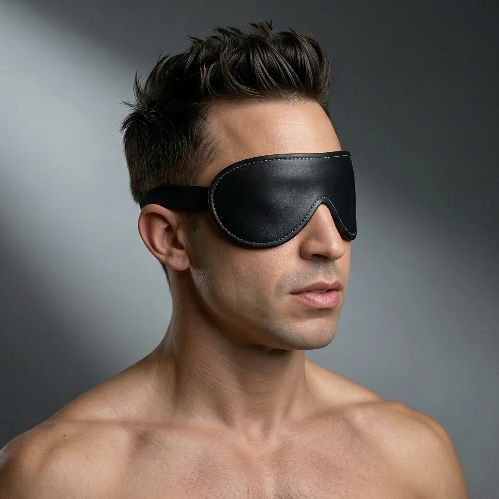 Strict Leather Padded Blindfold - Image 4